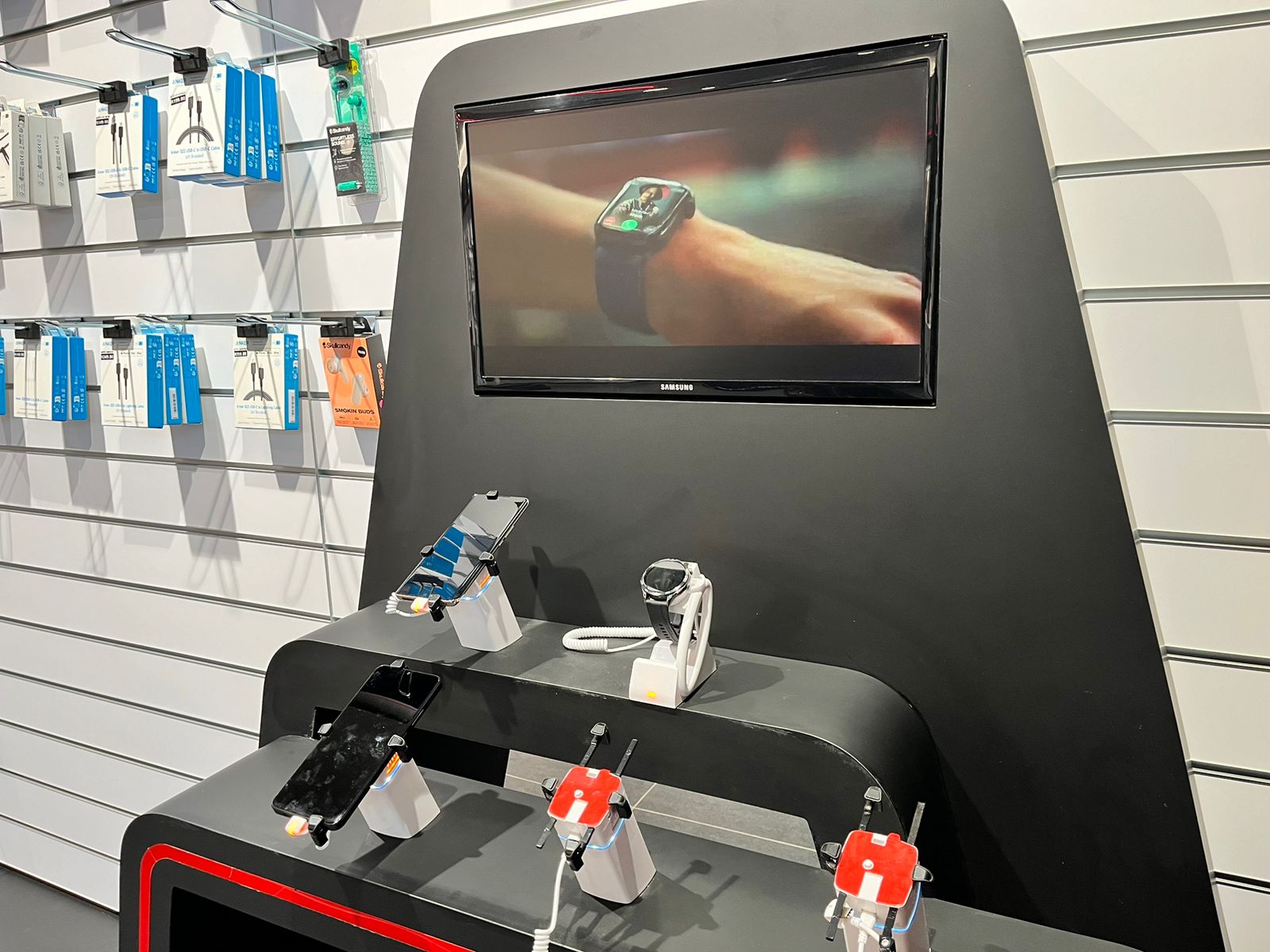 vodacom-4u-5 Vodacom 4U - Cradlestone Mall
